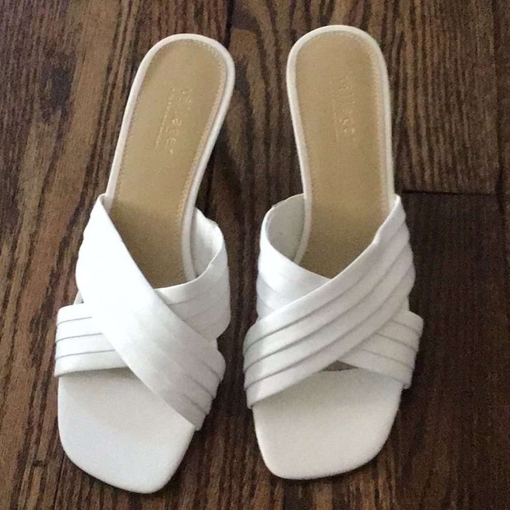 Women’s white sandals. Lightly worn